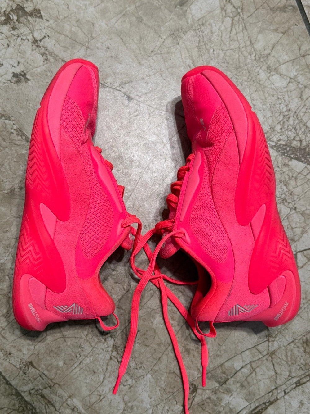 Unisex RAD V2 Neon Pink Trainers M5/W6.5